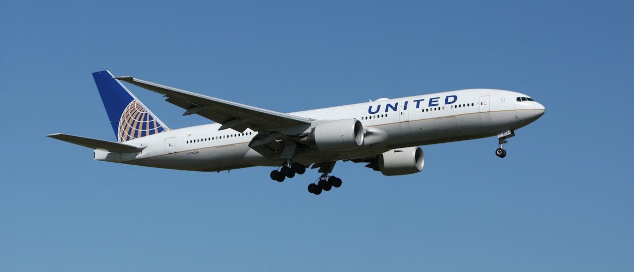 united airlines flight ua770 emergency diversion